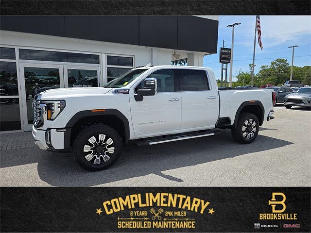 2025 GMC Sierra 2500HD Denali Crew Cab 4WD