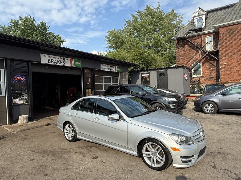 2012 Mercedes-Benz C-Class C 250 4MATIC Sedan