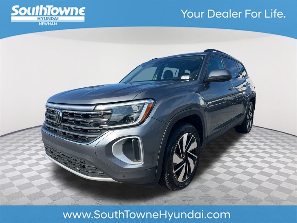 2024 Volkswagen Atlas SE FWD with Technology