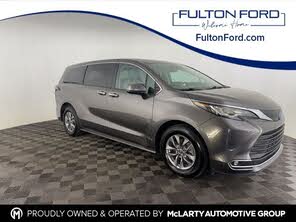 Toyota Sienna XLE 7-Passenger FWD