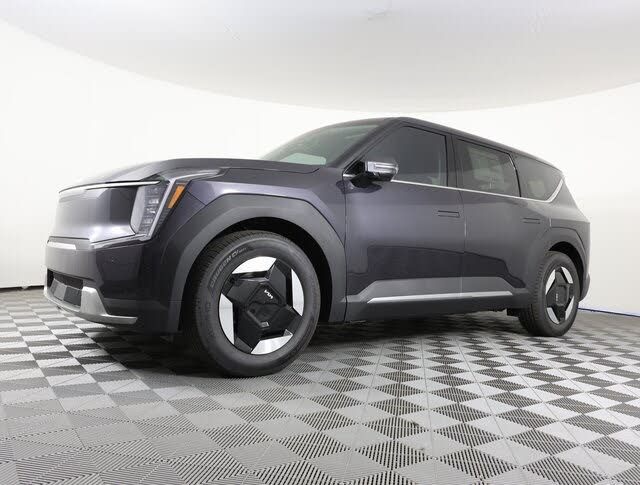2026 Kia EV9 Light Long Range RWD