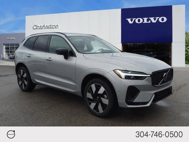 2025 Volvo XC60 Recharge T8 Plus Dark Theme eAWD