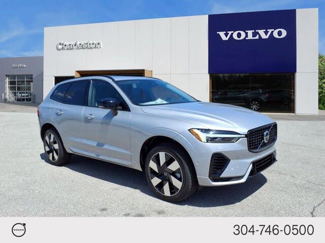2025 Volvo XC60 Recharge T8 Plus Dark Theme eAWD