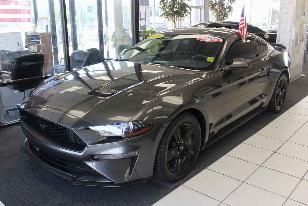 2019 Ford Mustang EcoBoost Coupe RWD