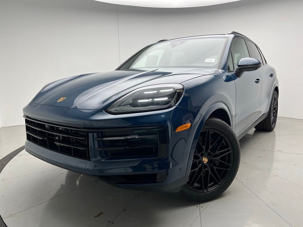 2025 Porsche Cayenne AWD