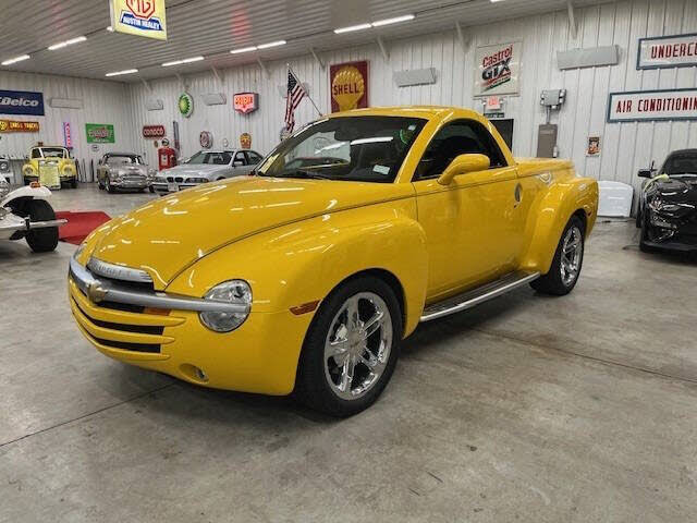 2003 Chevrolet SSR LS RWD