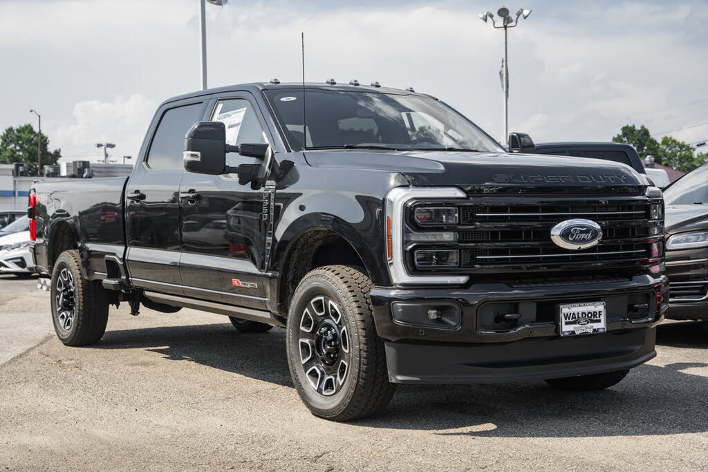2025 Ford F-350 Super Duty Platinum Crew Cab 4WD