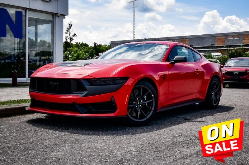 2025 Ford Mustang Dark Horse Fastback RWD