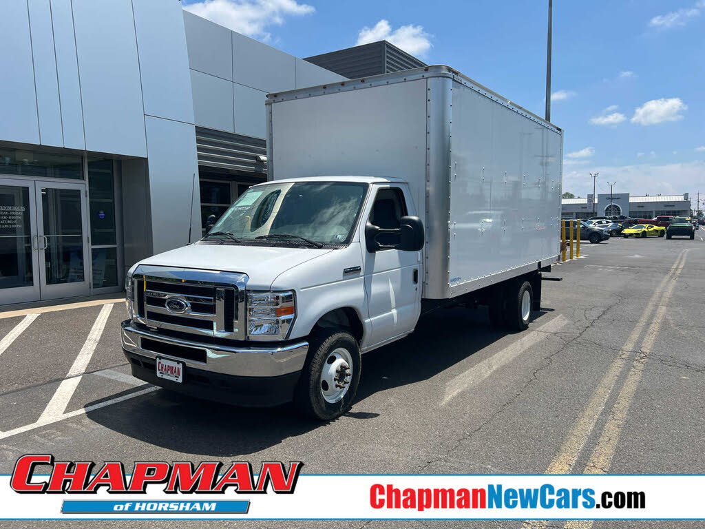 2024 Ford E-Series Chassis E-450 SD Cutaway 158 DRW RWD