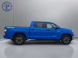 Toyota Tundra SR5 CrewMax 4WD