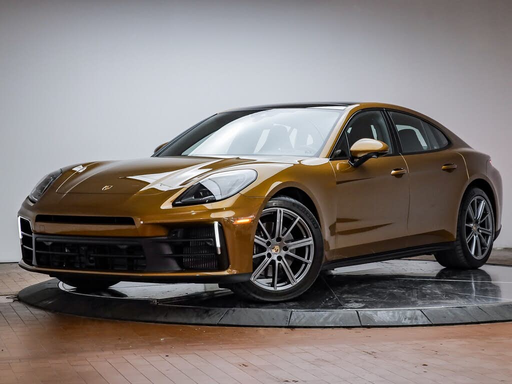 2025 Porsche Panamera RWD