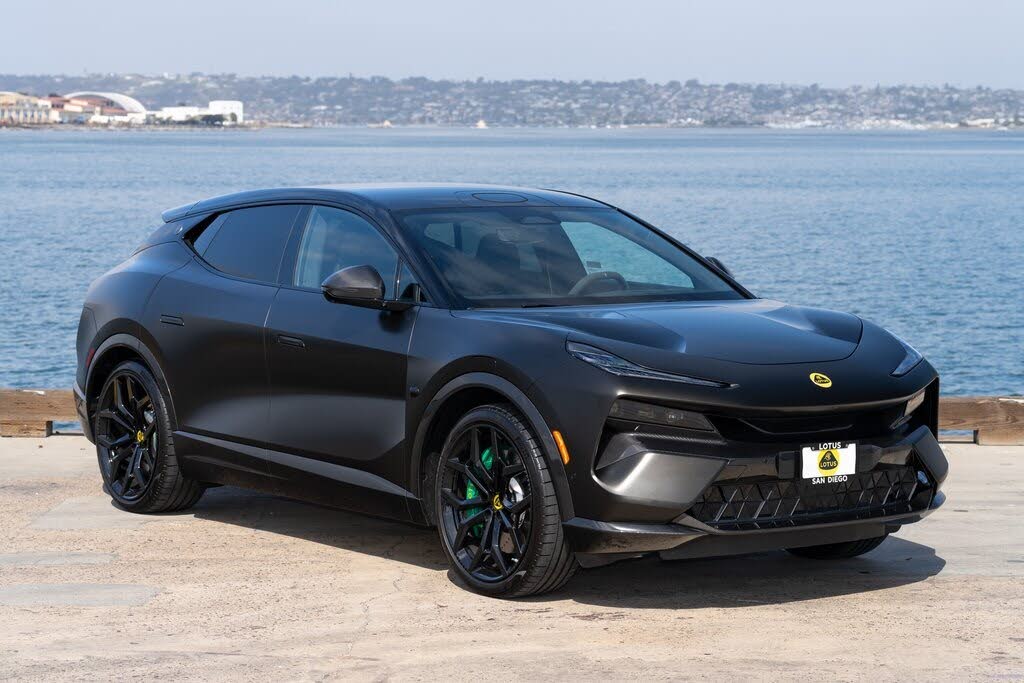 2025 Lotus Eletre Carbon AWD