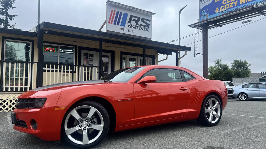 2011 Chevrolet Camaro 2LT Coupe RWD