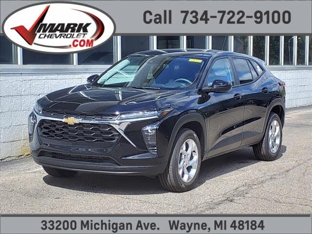 2025 Chevrolet Trax LS FWD