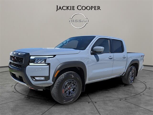2025 Nissan Frontier PRO-4X Crew Cab 4WD