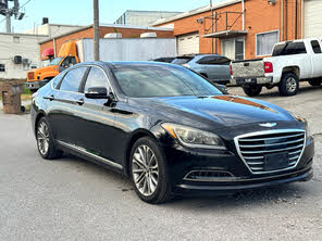 Hyundai Genesis 3.8 RWD