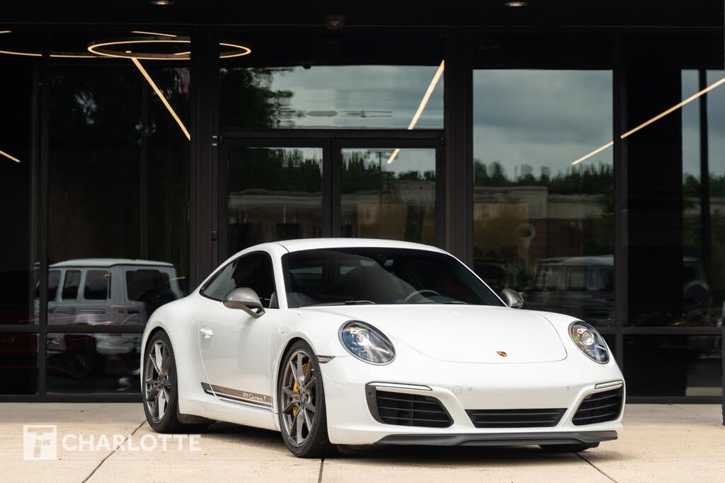 2019 Porsche 911 Carrera T Coupe RWD