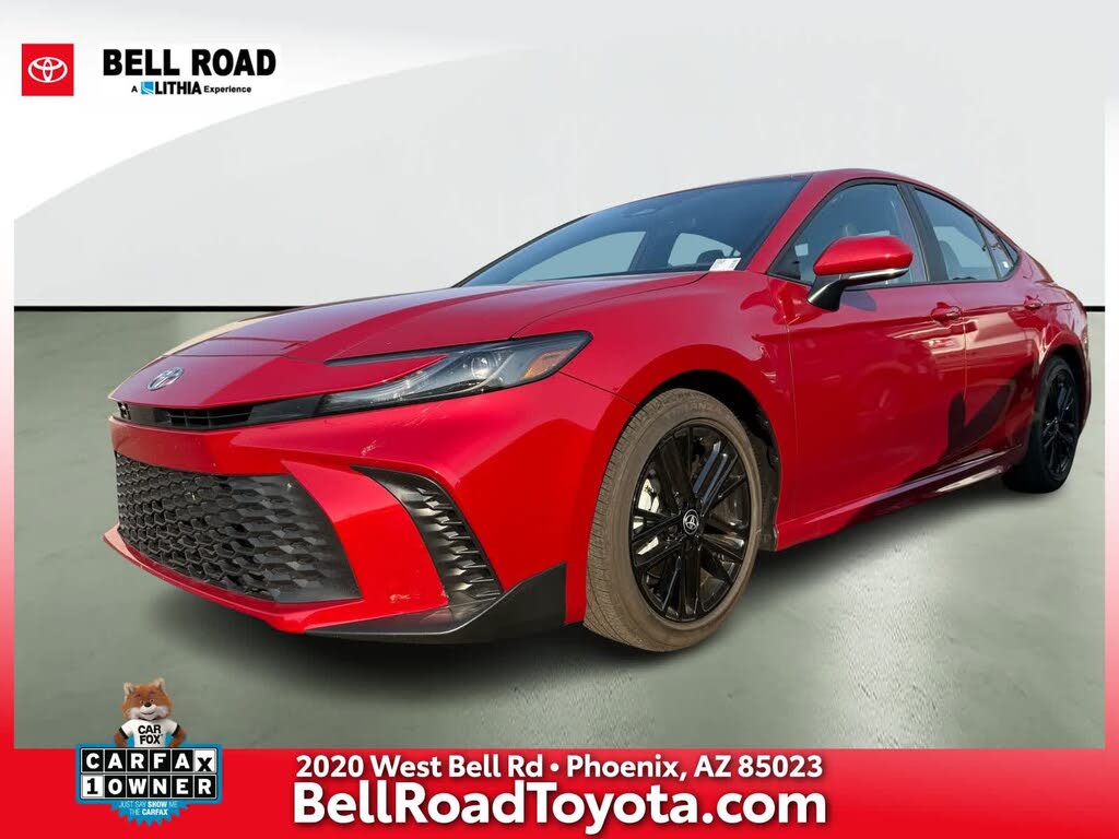 2025 Toyota Camry SE FWD