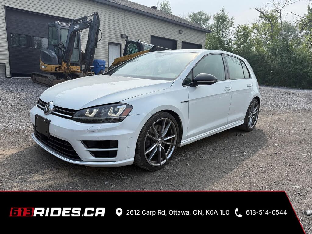 2017 Volkswagen Golf R 4-Door AWD with DCC and Navigation