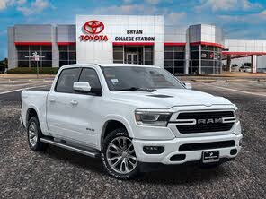 RAM 1500 Laramie Crew Cab RWD