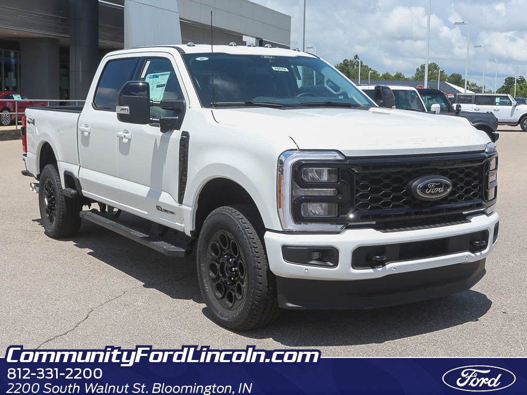 2025 Ford F-250 Super Duty Lariat Crew Cab 4WD