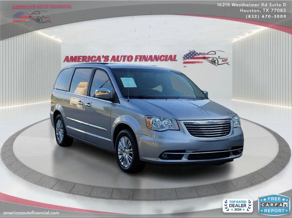 2015 Chrysler Town & Country Touring-L FWD