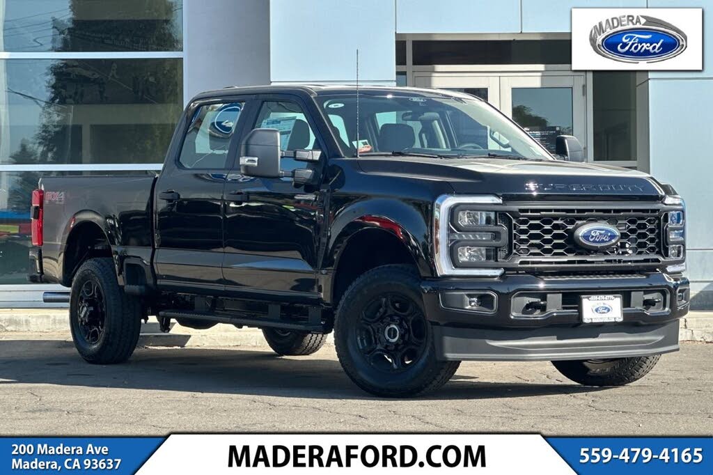 2025 Ford F-250 Super Duty XL Crew Cab 4WD