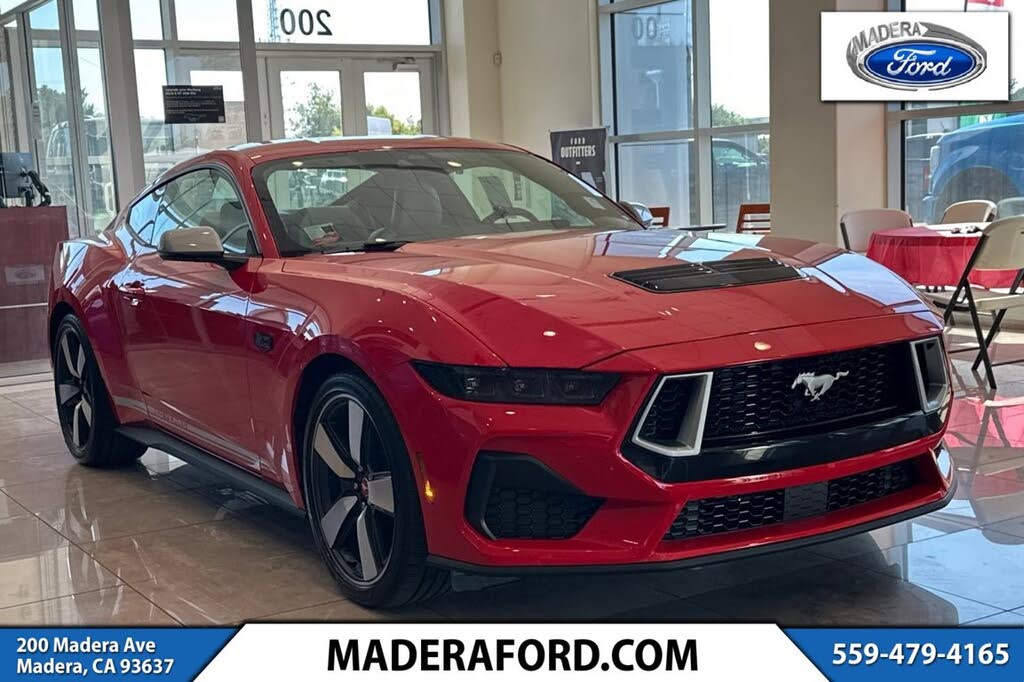 2025 Ford Mustang GT Premium Fastback RWD