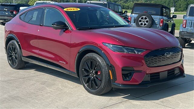 2025 Ford Mustang Mach-E Premium AWD