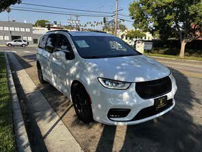 Chrysler Pacifica Hybrid Limited FWD