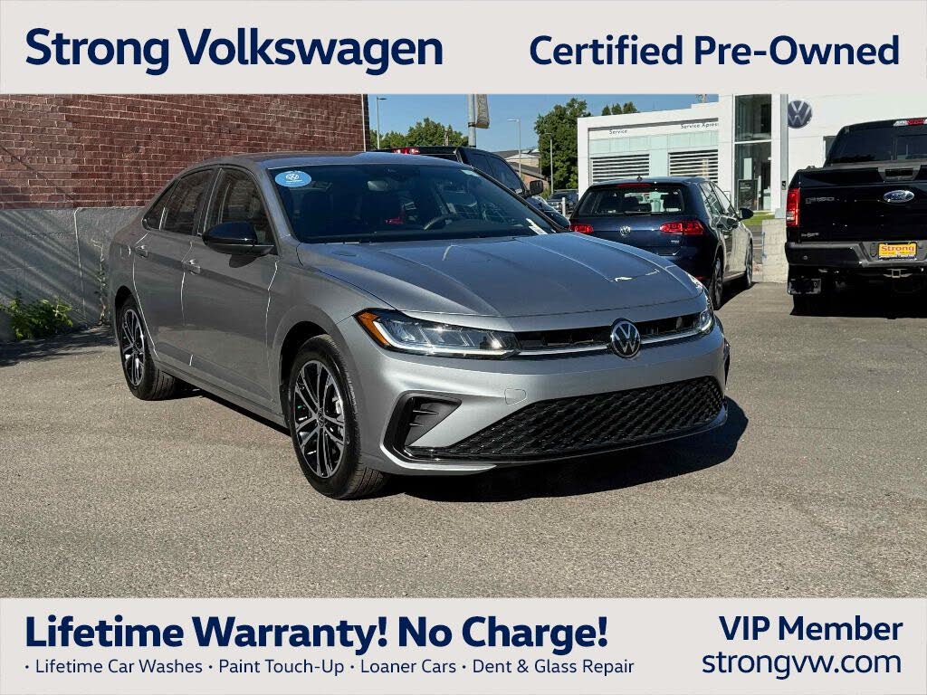 2025 Volkswagen Jetta Sport FWD