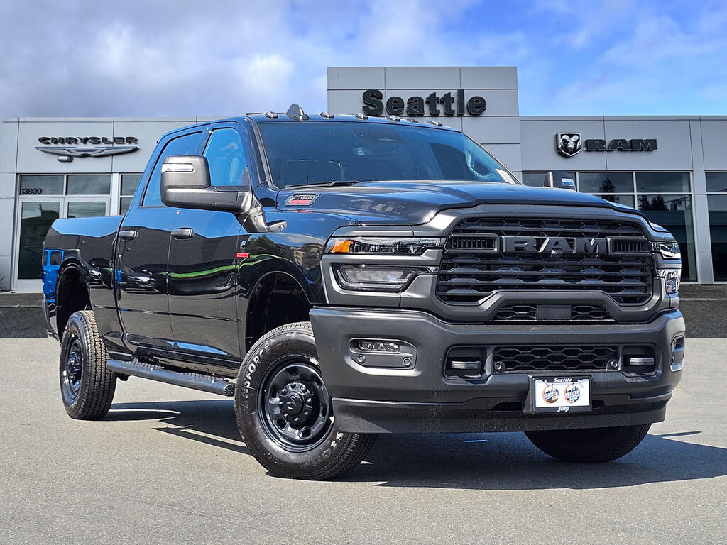 2025 RAM 2500 Tradesman Crew Cab 4WD