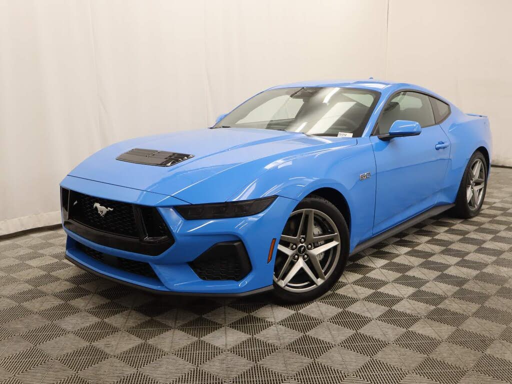 2025 Ford Mustang GT Fastback RWD