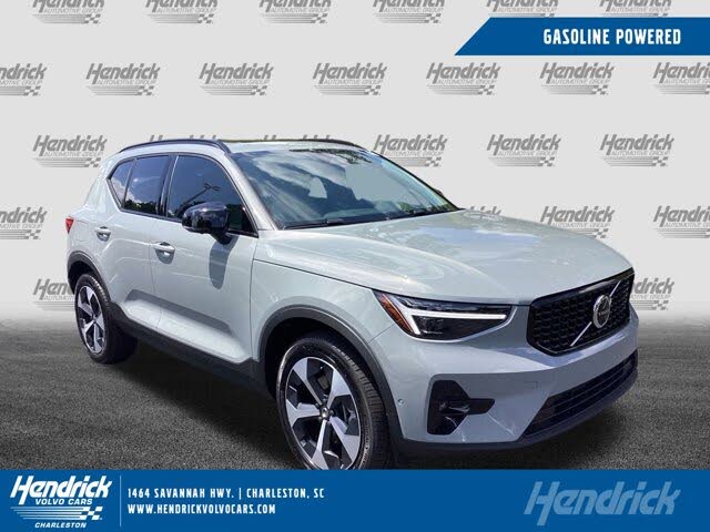2026 Volvo XC40 B5 Plus AWD