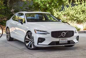 Volvo S60 B5 Momentum FWD