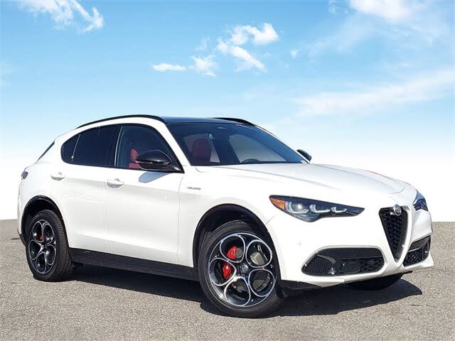 2025 Alfa Romeo Stelvio