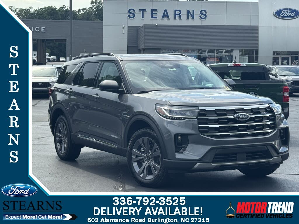 2025 Ford Explorer Active AWD