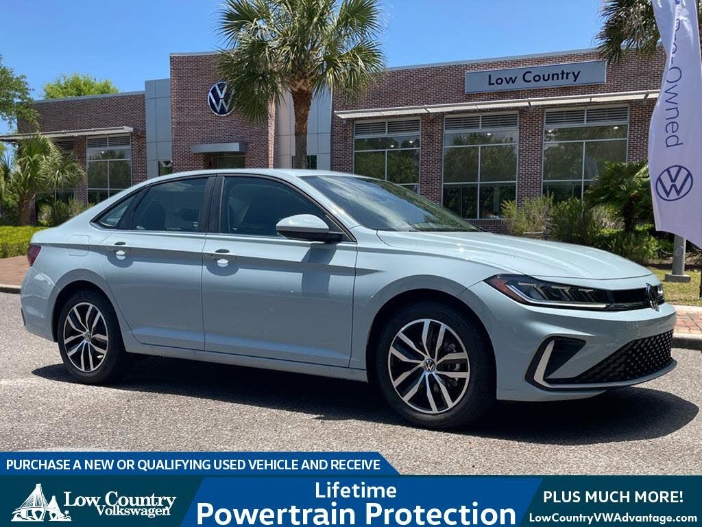 2025 Volkswagen Jetta SE FWD