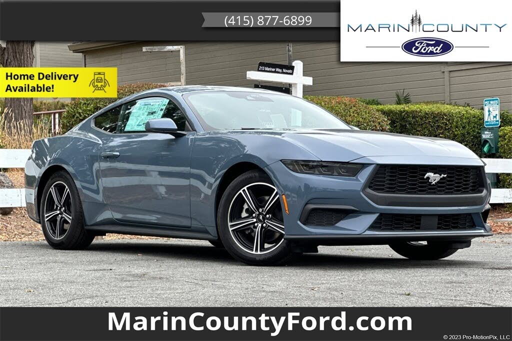 2025 Ford Mustang EcoBoost Fastback RWD