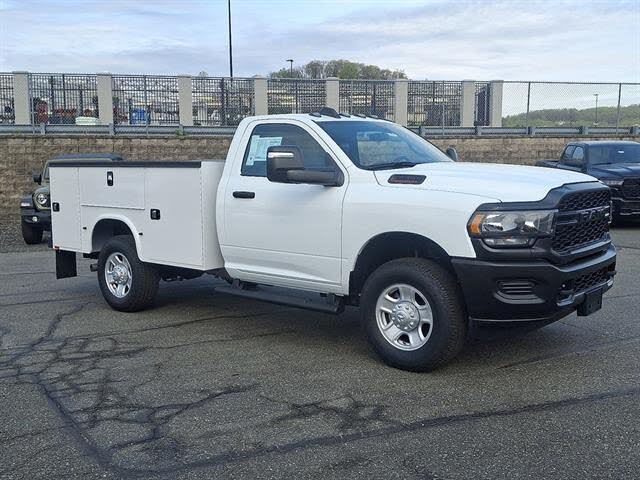 2024 RAM 3500 Chassis Tradesman Regular Cab 4WD