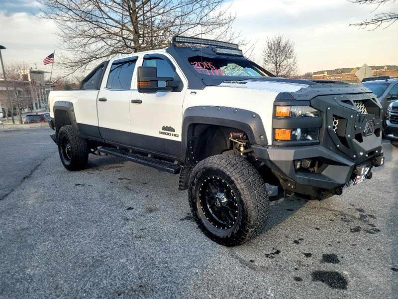 2018 Chevrolet Silverado 3500HD High Country Crew Cab 4WD