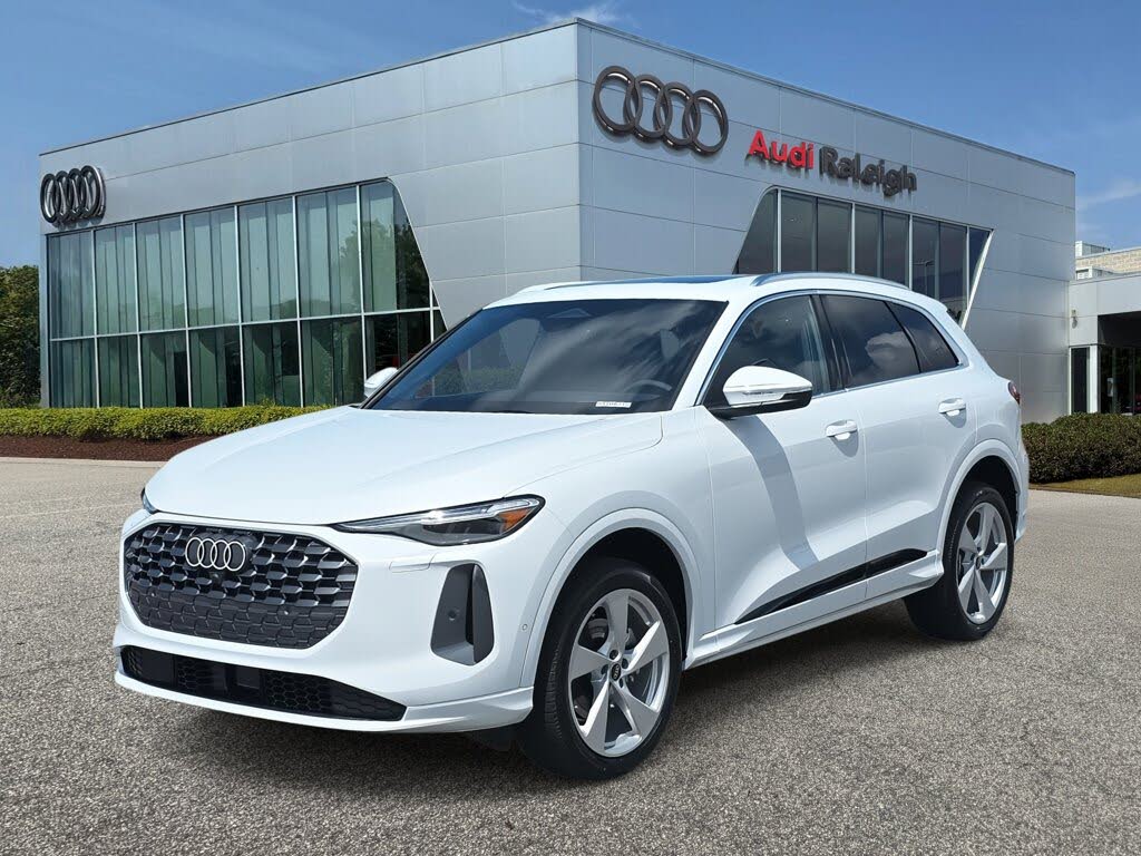 2025 Audi Q5 quattro Premium Plus 40 TFSI