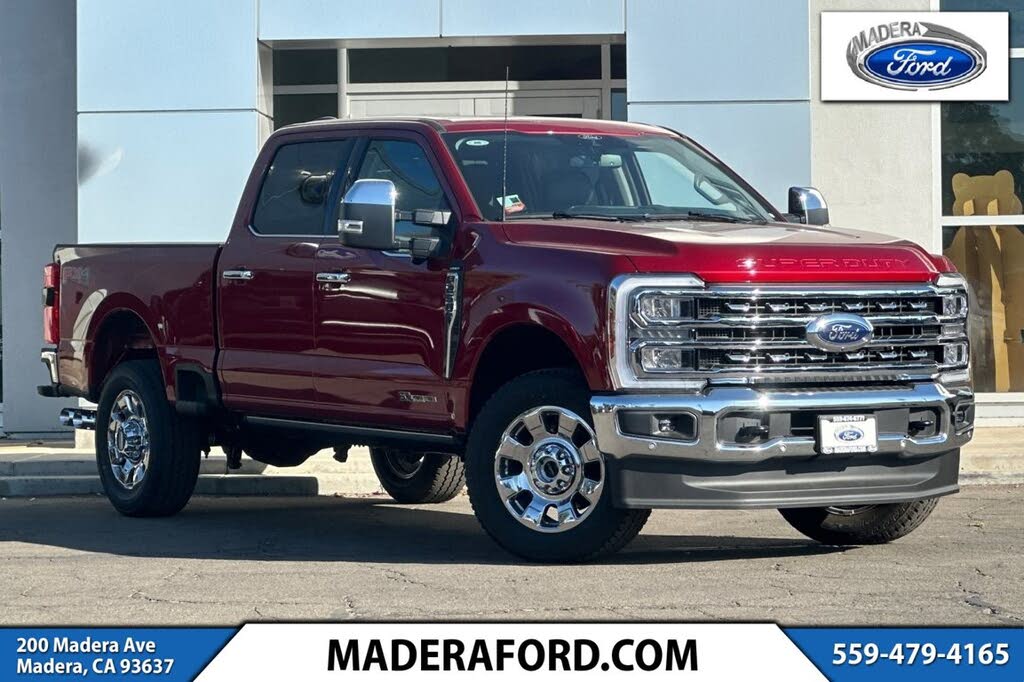 2025 Ford F-250 Super Duty Lariat Crew Cab 4WD