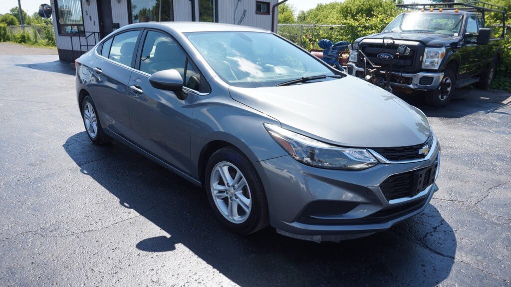 2018 Chevrolet Cruze LT Sedan FWD
