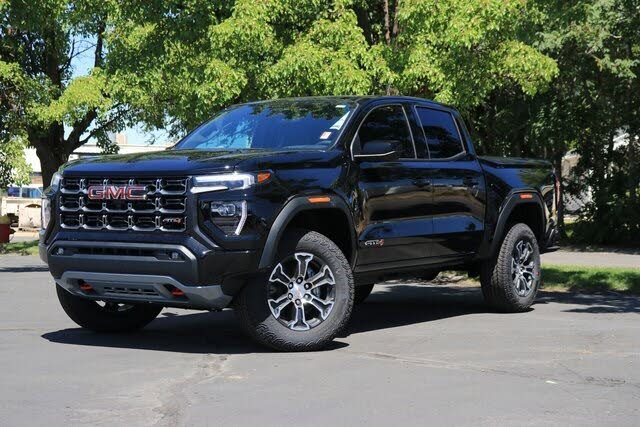 2025 GMC Canyon AT4 Crew Cab 4WD
