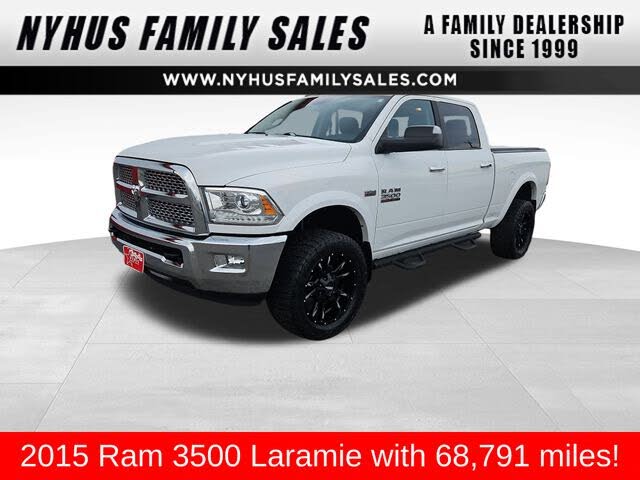 2015 RAM 3500 Laramie Crew Cab 4WD