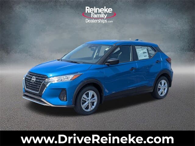 2025 Nissan Kicks Play S FWD