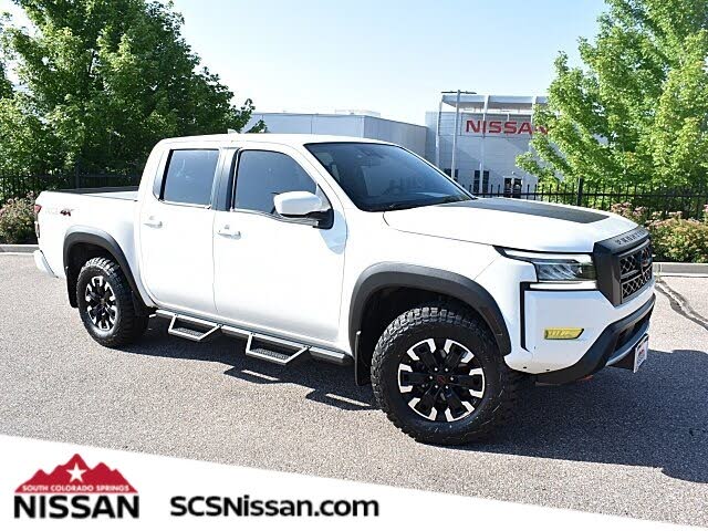 2023 Nissan Frontier PRO-4X Crew Cab 4WD