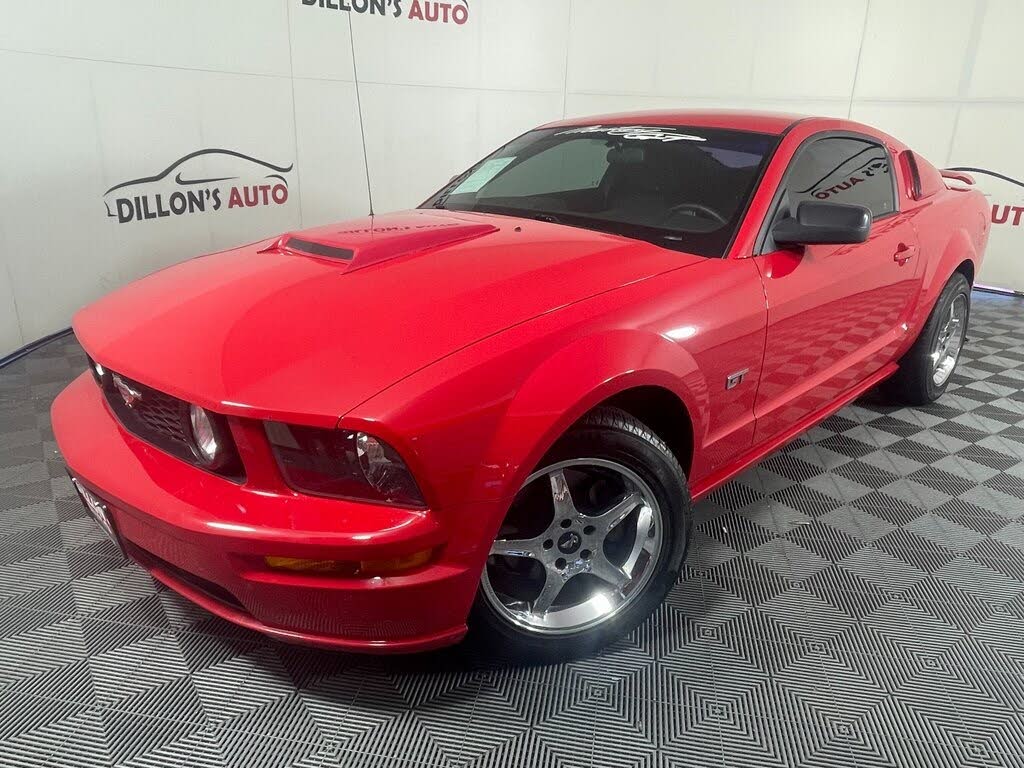 2006 Ford Mustang GT Premium RWD