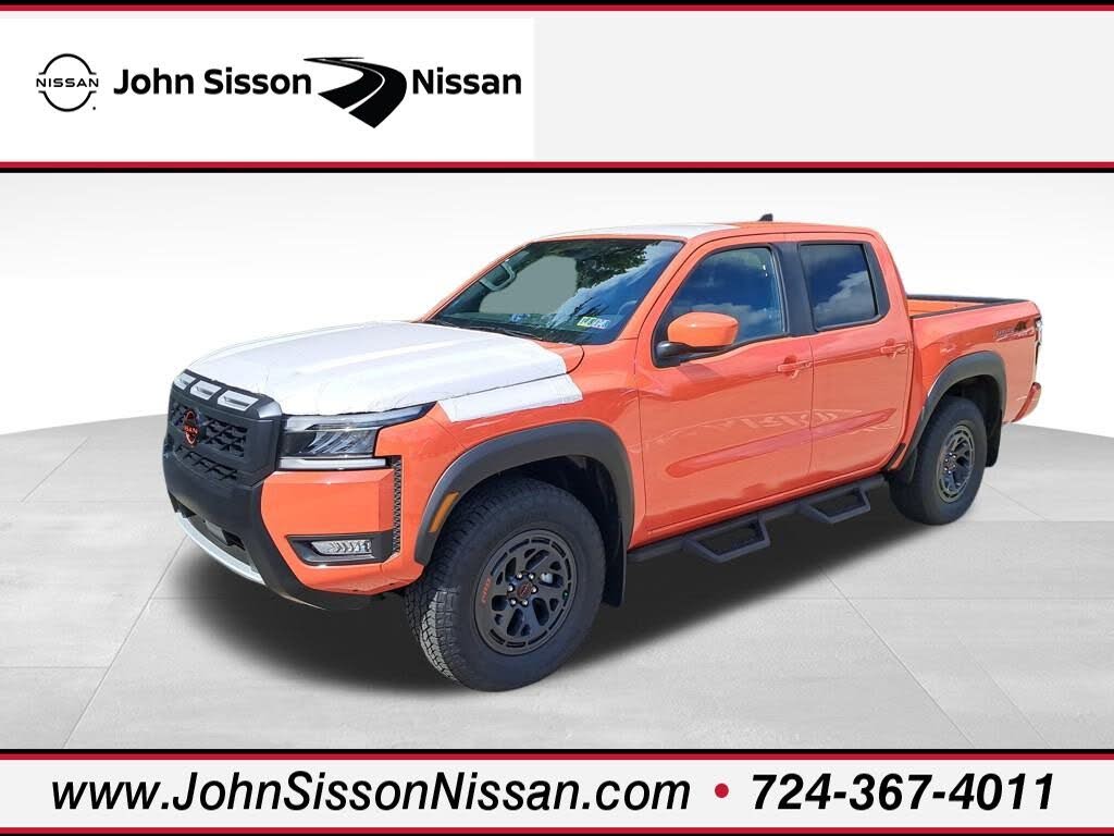 2025 Nissan Frontier PRO-4X Crew Cab 4WD